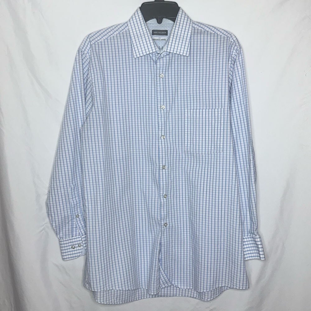 Like New Van Heusen Button-Up